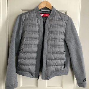 Nike Tech Aeroloft Bomber | Women's | Large